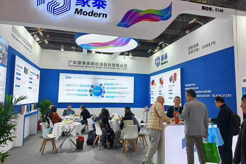 Exhibition and customer meeting photo 15